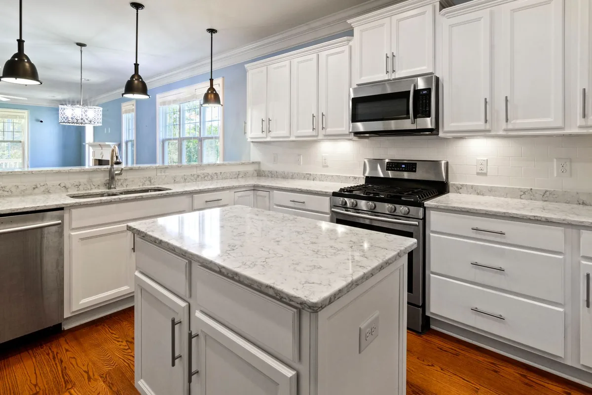 Filth & Squalor Cleanup in Manhasset, NY